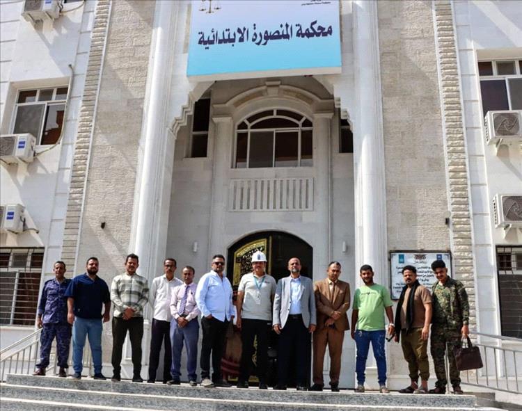 وكيل وزارة العدل يتفقد أعمال استكمال تجهيز محكمة المنصورة الابتدائية بعدن 