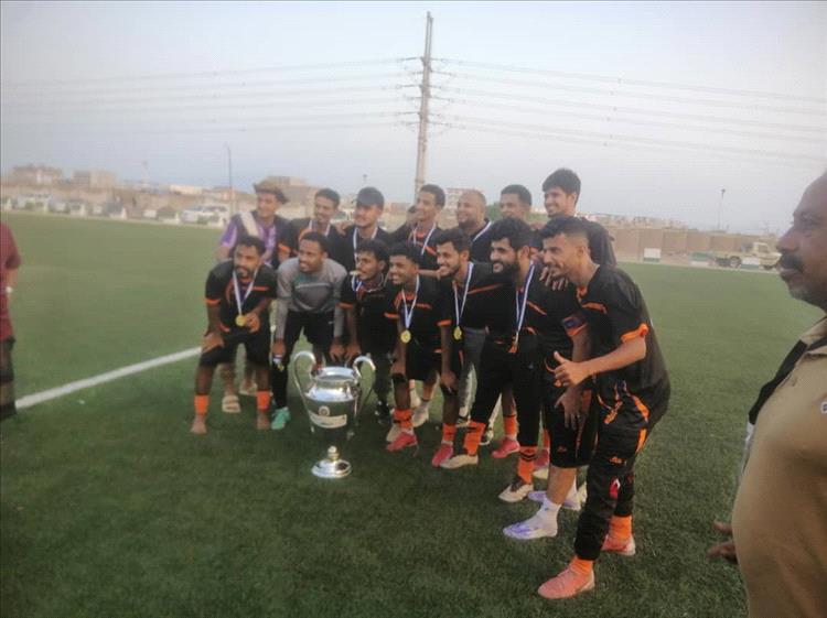 الإمداد والتموين يكتسح اللواء الأول دعم وإسناد برباعية ويتوج بطلاً لبطولة قوات الأمن الوطني