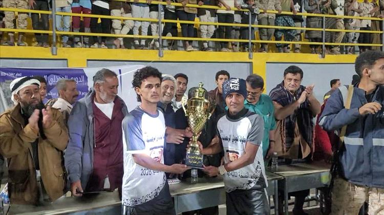 اتحاد الجوف "العريس"يتوج بلقب بطولة الأمير العوذلي الثانية في (ليلة خميس)