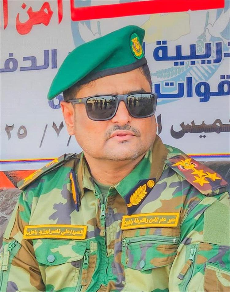 مدير عام أمن أبين يعزي العميد يوسف العاقل في وفاة عمه شيخ جعيم الجعدني