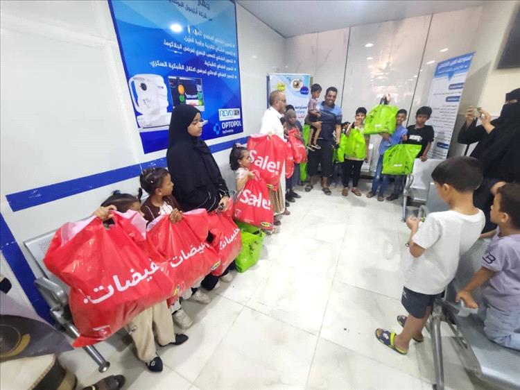 تدشين المخيم السابع لعمليات تصحيح حول العين للأطفال بعدن بدعم فاعل خير مقيم في أمريكا