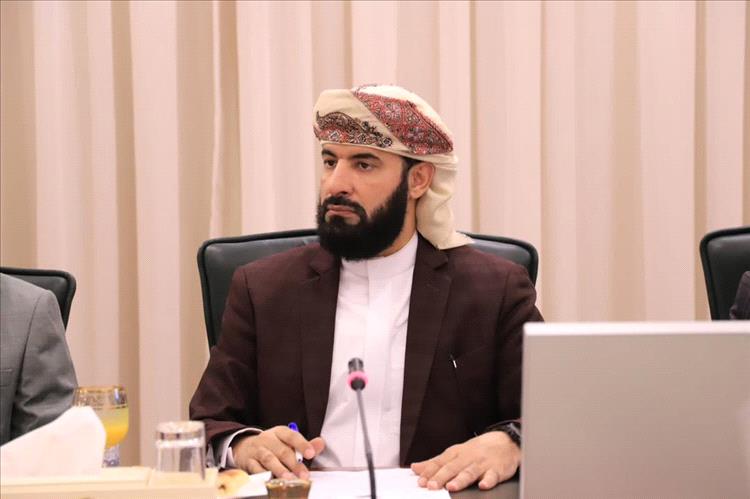 العقيد هيثم السقاف يهنئ الدكتور مختار الرباش بتعيينه محافظًا لأبين