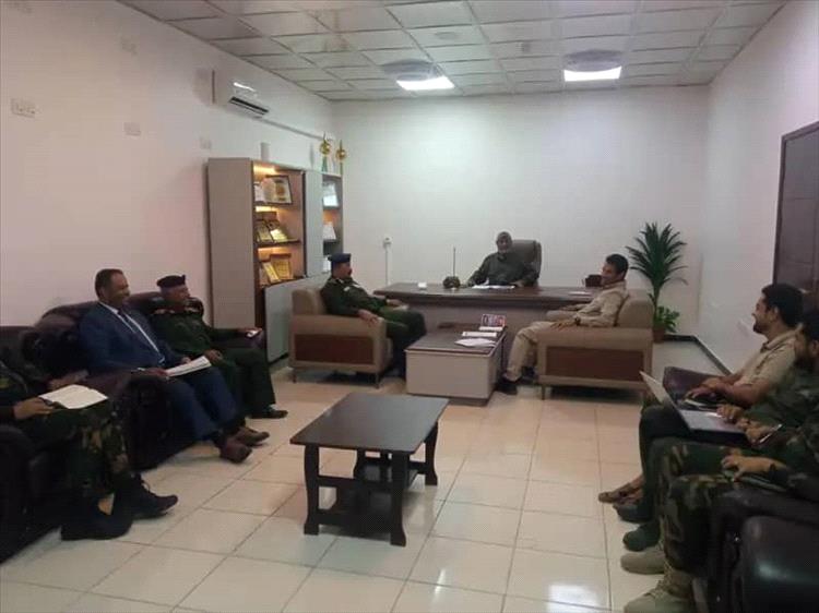 اجتماع طارئ في عدن لبحث دمج التشكيلات الأمنية وتنظيم الموارد البشرية بوزارة الداخلية