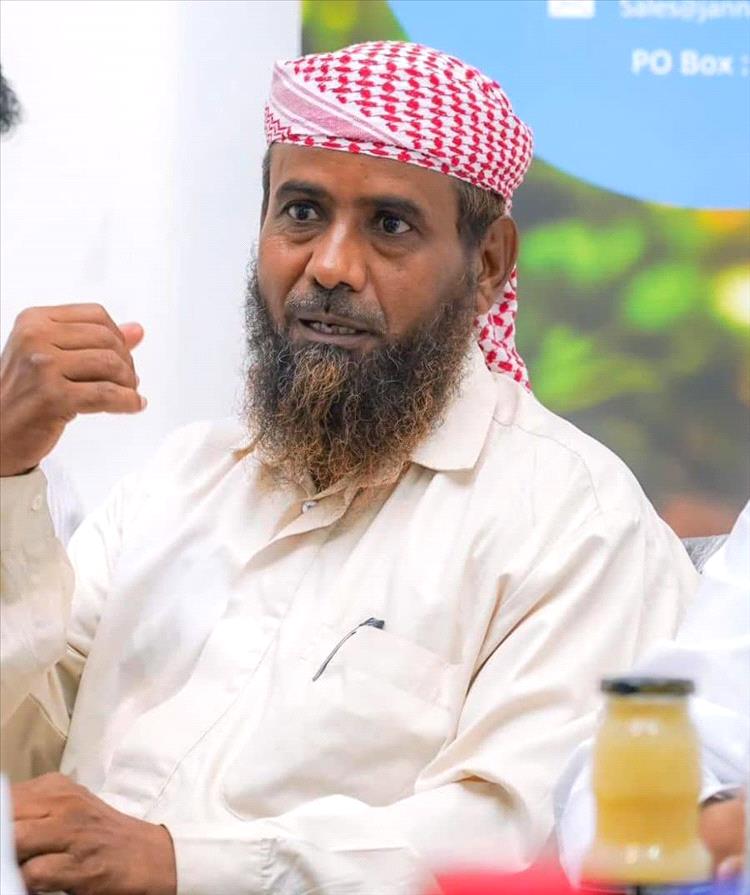 مكتب الزراعة بمديرية المحفد يدين ويستنكر الاعتداء على الدكتور محمد سالم الخاشعة