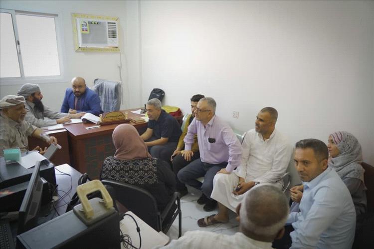 السلطة المحلية بالعاصمة عدن تتكفل بتغطية الحقوق الخاصة المترتبة على سجناء معسرين والنيابة تفرج عنهم