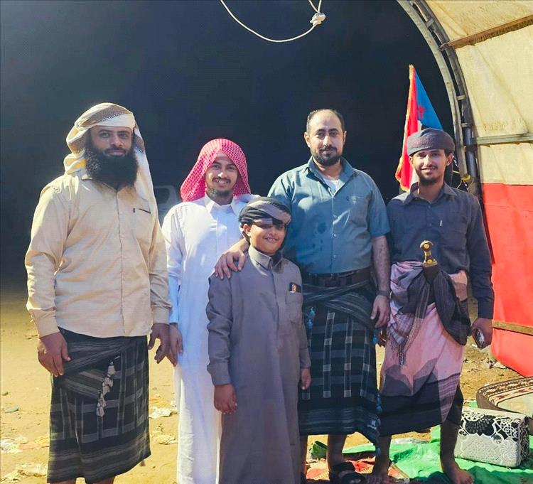 شيخ مشايخ شباب الصبيحة يزور شيخ مشايخ الصبيحة عقب عودته من السعودية ويشيد بحكمته ودوره الوطني