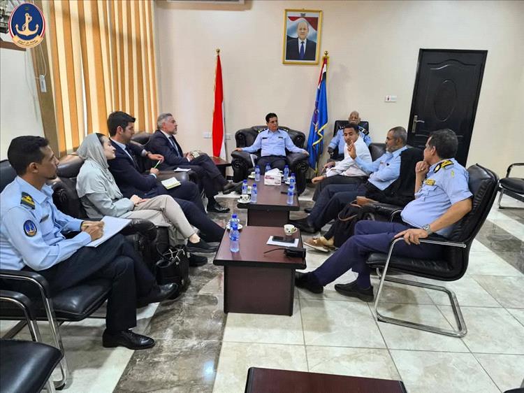 مصلحة خفر السواحل اليمنية تستقبل وفدًا من الاتحاد الأوروبي لبحث تعزيز التعاون البحري