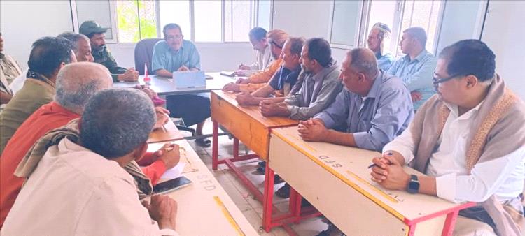 اجتماع استثنائي للسلطة المحلية م/لودر لمناقشة خطط المشاريع وتعزيز دور التخطيط