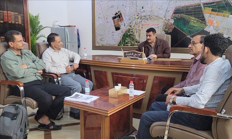 مدير عام المنصورة يناقش أوضاع وأداء مستشفى مايو الجراحي