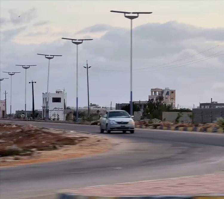 سخط شعبي في المهرة بسبب تأخر الرواتب وتدهور الخدمات الأساسية