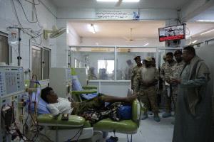 قوات درع الوطن تنفذ زيارة عيدية إنسانية لمرضى مستشفى القطن العام