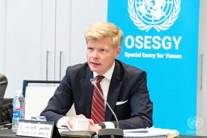 المبعوث الأممي يدعو إلى عدم جرّ اليمن إلى الصراع الإقليمي