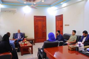 وزير التربية والتعليم (العبادي) يلتقي بجمعية التكافل الإنساني ويشيد بتدخلاتهم  في التغذية المدرسية