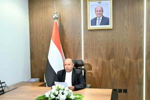 عبدالرحمن أنيس: ماذا سيستفيد الخنبشي إذا نفذ تهديده بمنع إرسال قواطر النفط لعدن؟