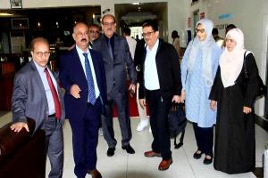 وزير النقل يصل إلى جمهورية تنزانيا في زيارة رسمية لتعزيز سبل التعاون في تطوير قطاعات النقل