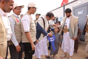 وكيل محافظة مأرب يدشن مشروع تسكين الأيتام من الأسر النازحة بتمويل تركي