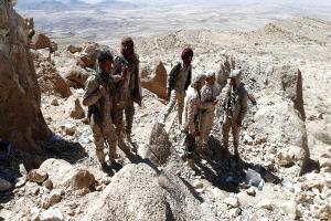 جنود مرابطون في جبهات الحدود يشكون تأخر رواتبهم ويطالبون بصرف مستحقاتهم