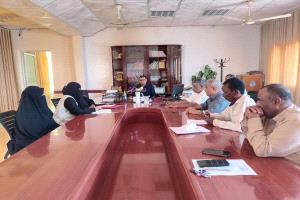 مدير عام مكتب الصحة بلحج يلتقي وفد منظمة اليونيسف لمناقشة تدخلاتها في المرافق الصحية بالمحافظة