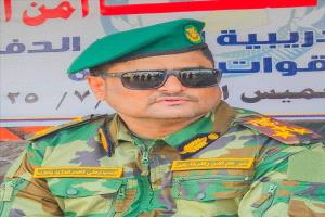 مدير عام أمن أبين يعزي العميد يوسف العاقل في وفاة عمه شيخ جعيم الجعدني