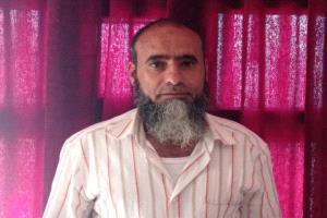 دعم إنساني لمعلمي سرار بيافع.. “أفران عدن الخيرية” تقدم مساعدات نقدية لـ292 معلماً ومعلمة