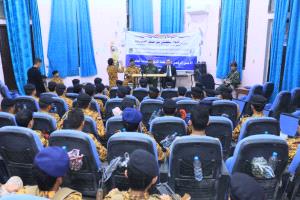 اختتام دورات مهارات قيادة الحاسوب والأمن الرقمي لأفراد شرطة المنشآت بمأرب