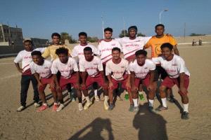 ملحمة كروية مثيرة شباب المسيمير يحسم القمة أمام الاماجد ويبلغ المباراة النهائية في بطولة دوري شهداء الجنوب الرمضاني بزنجبار