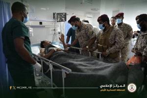 قوات درع الوطن تجسّد لفتة إنسانية بزيارة عيدية لمرضى مستشفى سيئون العام