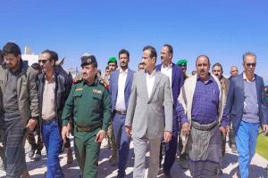 عودة لافتة إلى عتق… محافظ شبوة يعود من  الرياض ويباشر مهامه من جديد