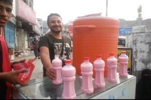 في ذكرى التحرير : محمد اقبال مقاوم من عدن عاد إلى حياته البسيطة بعد الحرب وأختار طريق العمل الشريف