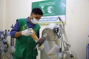 674 مستفيد من خدمات مركز الأطراف الصناعية في تعز خلال فبراير الماضي