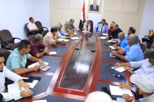 اجتماع بعدن يناقش تفعيل الدورة الرقابية وتعزيز كفاءة الضبط القضائي