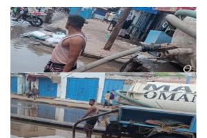 مؤسسة المياه بأبين تنفذ أعمال شفط مياه الأمطار في زنجبار