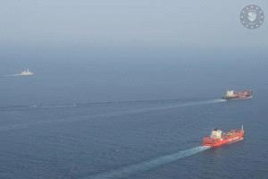 فرقاطة إيطالية تؤمّن عبور سفن تجارية في البحر الأحمر ضمن مهمة أوروبية