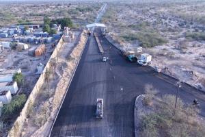 غدًا.. استكمال أعمال الأسفلت بالشارع الرئيسي في لودر ودعوة للتعاون