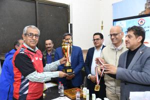 الاديمي يحرز المركز الأول في تنس الطاولة بالقاهرة