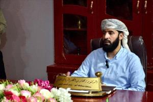 محافظ أبين الرباش يوجّه برفع الجاهزية لمواجهة أي طارئ خلال المنخفض الجوي