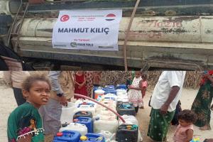 مؤسسة العلا التنموية تنفذ مشروع سقيا المياه لنازحي مخيم حصن شداد بزنجبار