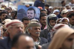 الحوثي يرهن التدخل عسكرياً إلى جانب إيران بـ«تطورات المعركة»
