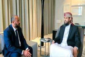 المحرّمي يلتقي محافظ الضالع ويؤكد دعمه لتعزيز الأمن وتحسين مستوى الخدمات بالمحافظة