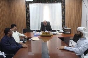 مدير عام المكلا يبحث مع منظمة "رحمة حول العالم" تعزيز التعاون المشترك وتنسيق التدخلات الإنسانية