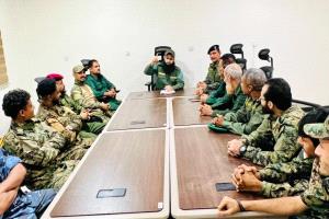 المقدم مياس الجعدني يترأس إجتماعاً لضباط وأفراد مكافحة المخدرات بالعاصمة عدن لرفع مستوى الجاهزية واليقظة الأمنية