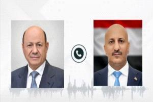 رئيس مجلس القيادة الرئاسي يتابع جهود الإغاثة للمتضررين من السيول في تعز والحديدة