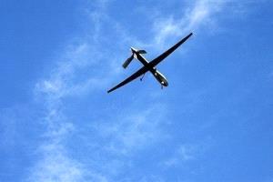 تحليق مكثف لطائرات استطلاع مجهولة فوق الحديدة