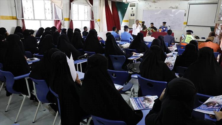 لحج .. محاضرة توعوية بكلية صبر لتعزيز ثقافة الالتزام بالقوانين المرورية