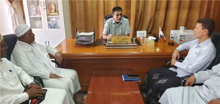 مدير عام مديرية القطن يلتقي المجلس الإرشادي التابع لمكتب الأوقاف والإرشاد بالمديرية