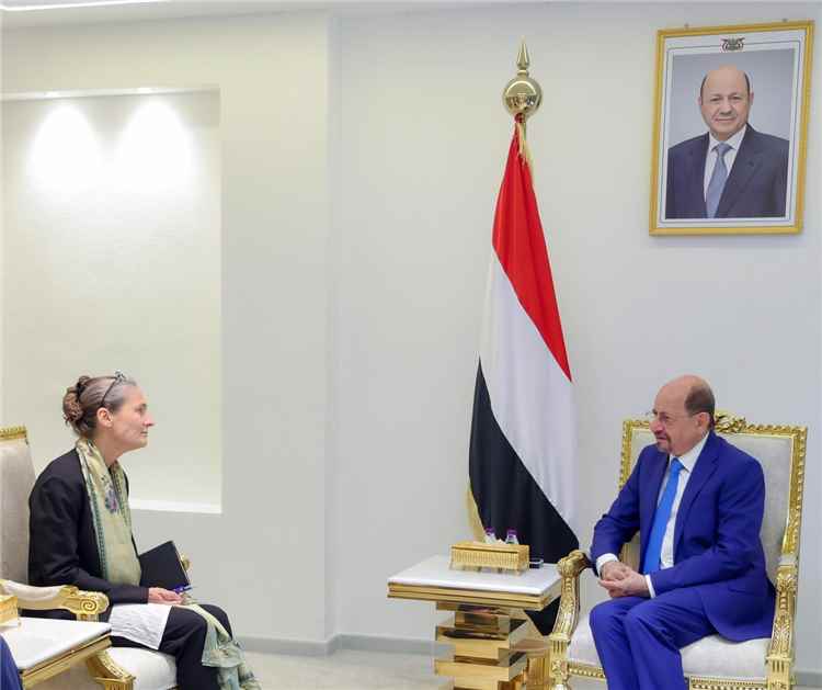 رئيس الوزراء وزير الخارجية يستقبل في عدن سفيرة مملكة هولندا