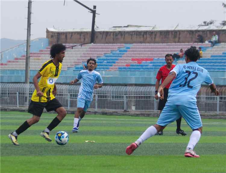 الميناء عدن يتجاوز الصقر ويبلغ دور الـ32 من كأس الجمهورية