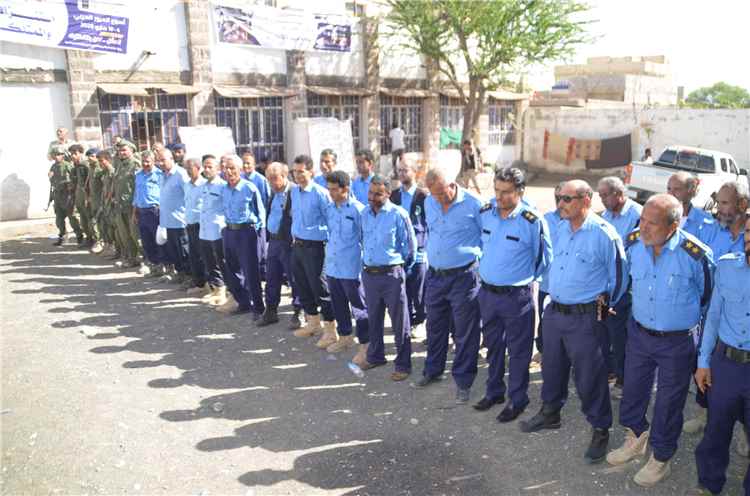 مدير عام شرطة الضالع يختتم فعاليات أسبوع المرور العالمي بالمحافظة