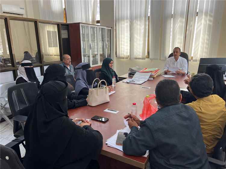 مدير صحة عدن يشدد على مواصلة الحملات التفتيشية للمنشآت الطبية الخاصة في مديريات العاصمة