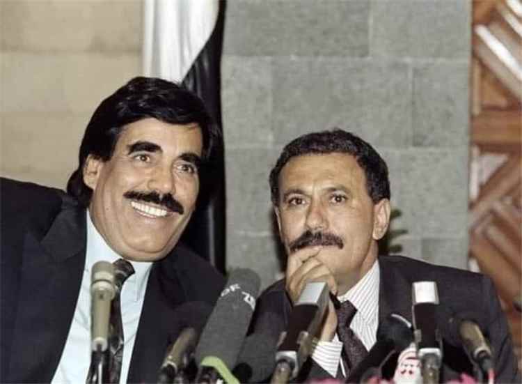 صغير بن عزيز: الوحدة اليمنية لحظة تاريخية صنعت المجد الكبير